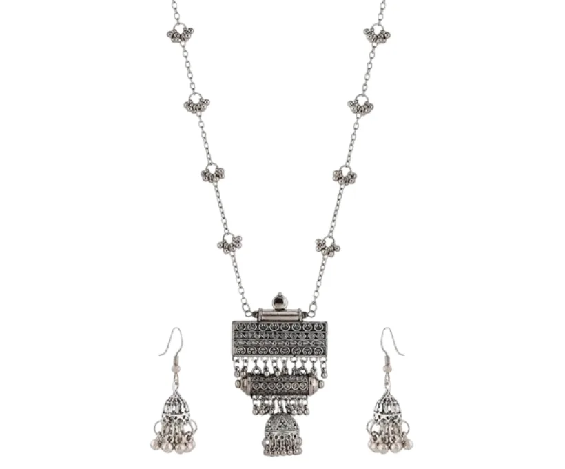 Shining Diva Oxidised Silver Necklace Set (Model: 13118s)
